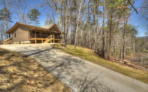 Ellijay, GA 30540,420 Creekside Trail