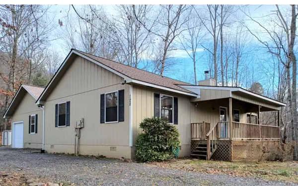 122 Penland Indian Trail, Hayesville, NC 28904