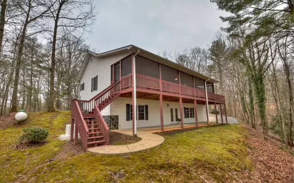 192 Etowah Drive, Ellijay, GA 30540