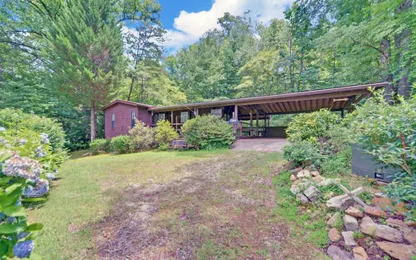 1564 Dream Catcher Drive, Hiawassee, GA 3546