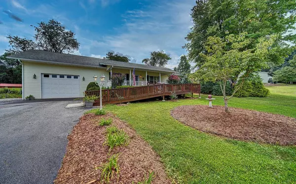 1590 Eagle Mountain Road,  Hiawassee,  GA 30546