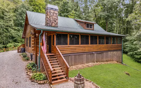 52 Pine Ridge Trail, Ellijay, GA 30540