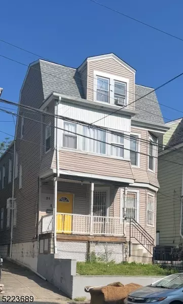 21 Gladstone Ave, Newark City, NJ 07106