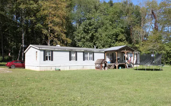 Hayesville, NC 28904,90 Joe Lane