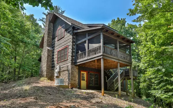 1735 Hunters Ridge Road, Ellijay, GA 30540