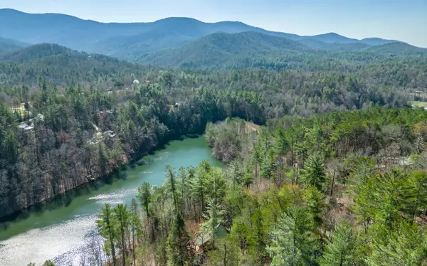 Cherry Log, GA 30522,195 Hidden Lake Court