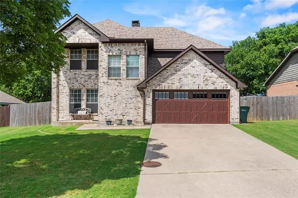 1504 Creekview Lane,  Sherman,  TX 75092