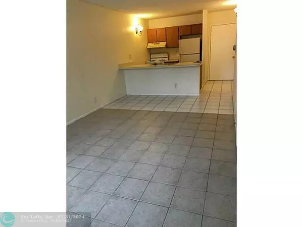 Coral Springs, FL 33065,2501 Riverside Dr  #109-A