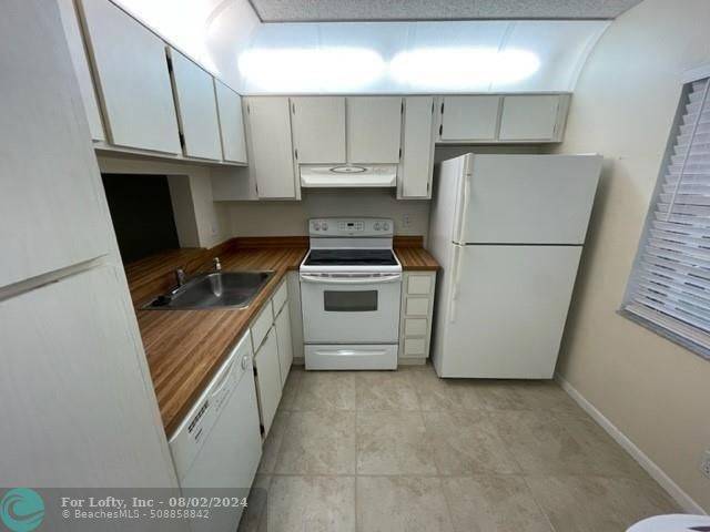 Coral Springs, FL 33065,3636 N University Dr  #G-4