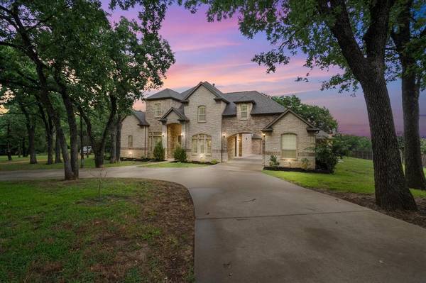 7400 Weatherby Road, Burleson, TX 76028