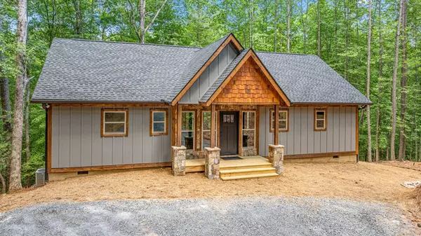 Ellijay, GA 30540,57 Hampton Court