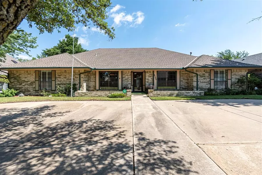 8209 N Bridgeport Lane, Bethany, OK 73008