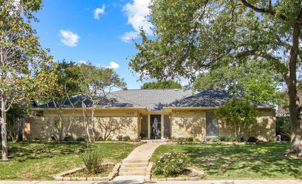 15315 Trails End Drive, Dallas, TX 75248