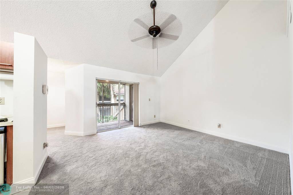Plantation, FL 33324,836 NW 92nd Ave #836