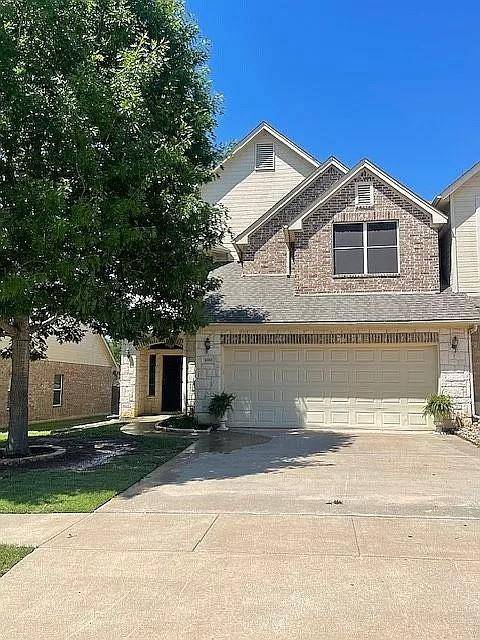 180 Greathouse Village, Decatur, TX 76234