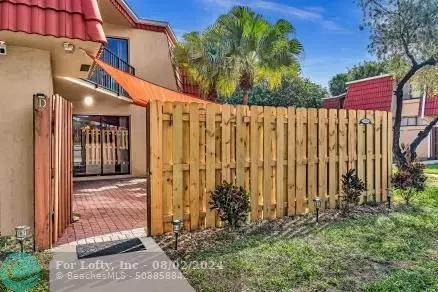 Boca Raton, FL 33433,22946 OXFORD PLACE # D  #D