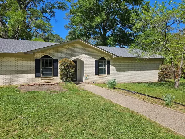 Tyler, TX 75701,2914 Greenwood Lane