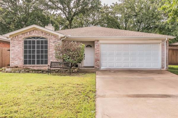 1119 Stone Creek Drive, Mansfield, TX 76063