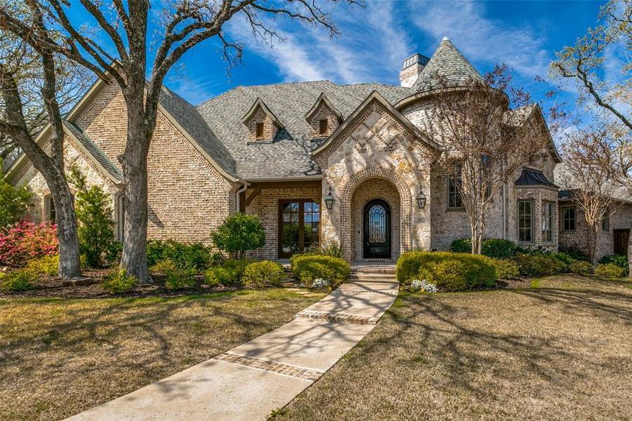 117 Whispering Hills Drive, Coppell, TX 75019