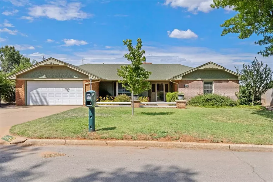 1408 Grandview Drive, Weatherford, OK 73096