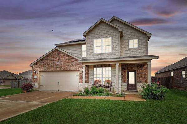 13601 Helix Bridge Way, Crowley, TX 76036