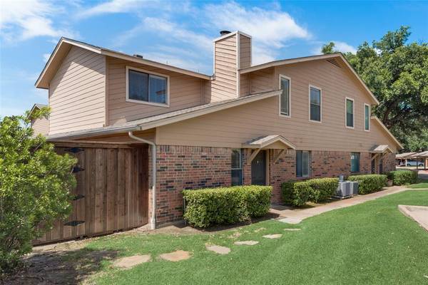 5630 Cedar Creek Drive, Benbrook, TX 76109