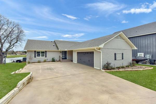 102 Blackfoot Trail, Lake Kiowa, TX 76240