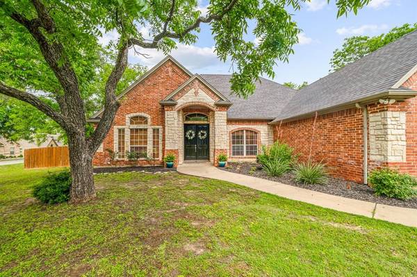 8901 Hickory Hill Drive, Granbury, TX 76049