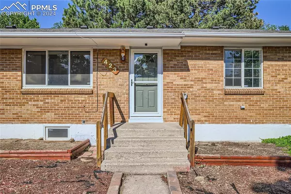 Colorado Springs, CO 80910,423 Yellowstone RD