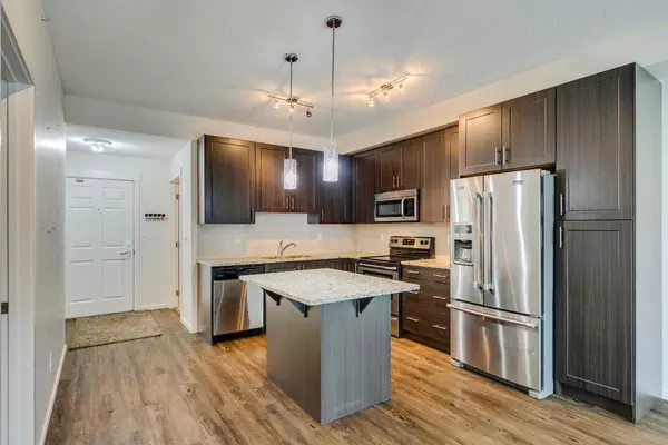 Calgary, AB T2Z 4R2,755 Copperpond BLVD SE #6402