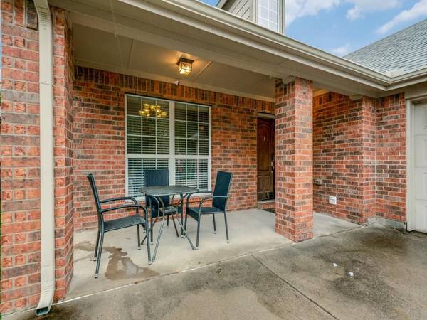 8005 Laughing Waters Trail, Mckinney, TX 75070