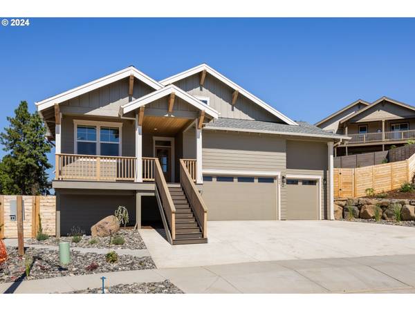 The Dalles, OR 97058,409 Park PL