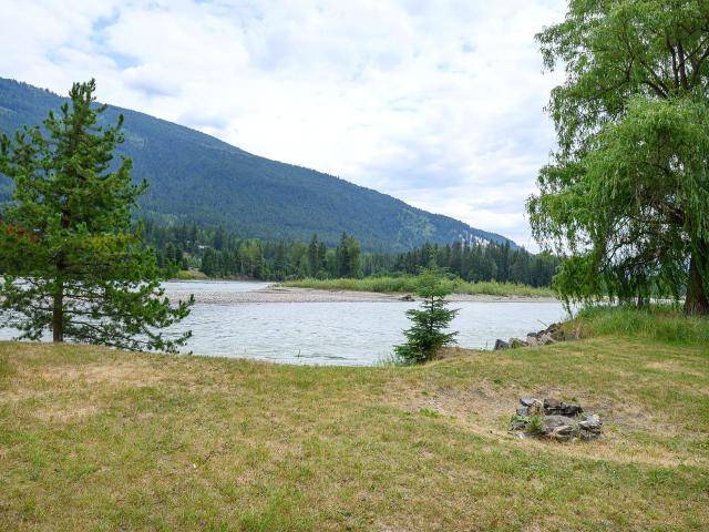 Clearwater, BC V0E 1N1,1615 BIRCH ISLAND LOST CRK RD