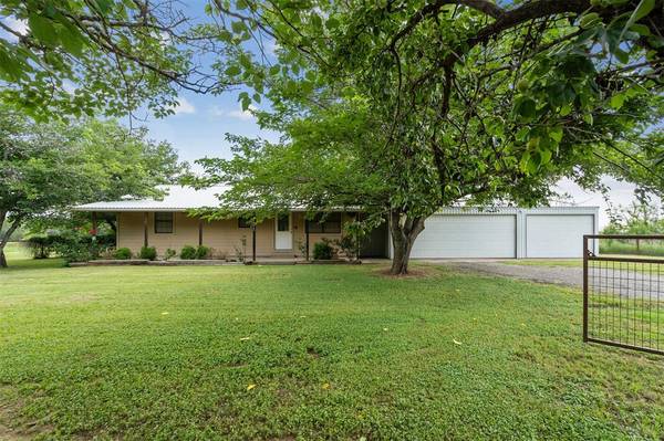 401 Old Gorman Road, De Leon, TX 76444