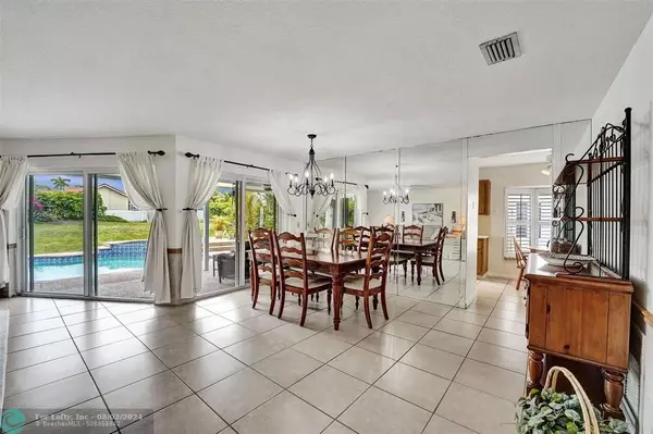 Weston, FL 33326,16772 SW 5th Way