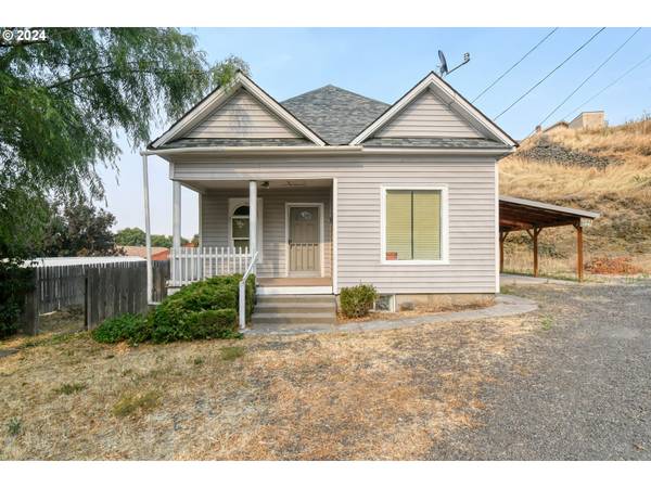 516 SW 9TH ST,  Pendleton,  OR 97801