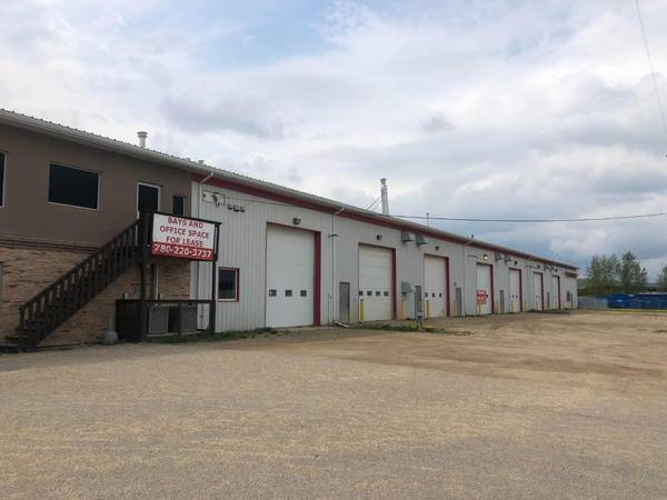 Whitecourt, AB T7S 1N9,5012 CAXTON ST