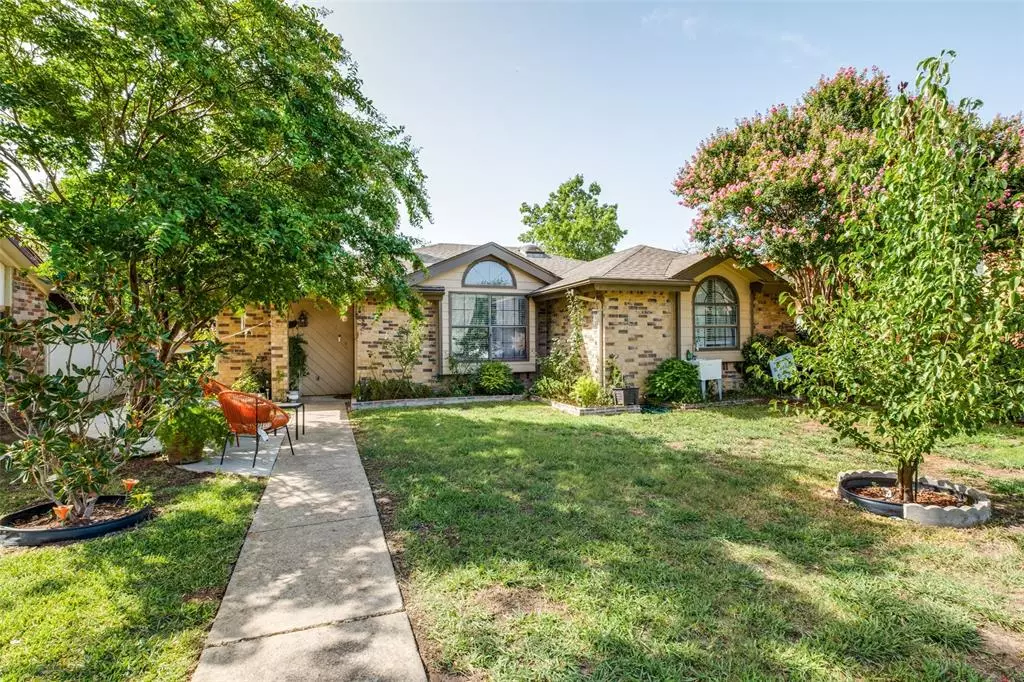 Dallas, TX 75253,1611 Hunterwood Drive