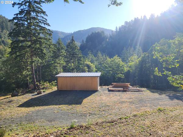 Port Orford, OR 97465,Elk River RD #28.99