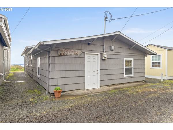 Rockaway Beach, OR 97136,1353 N PACIFIC LN