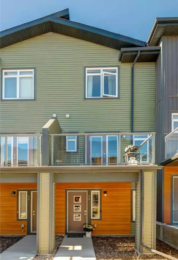 Calgary, AB T3R 1T5,68 Sage Bluff CIR NW