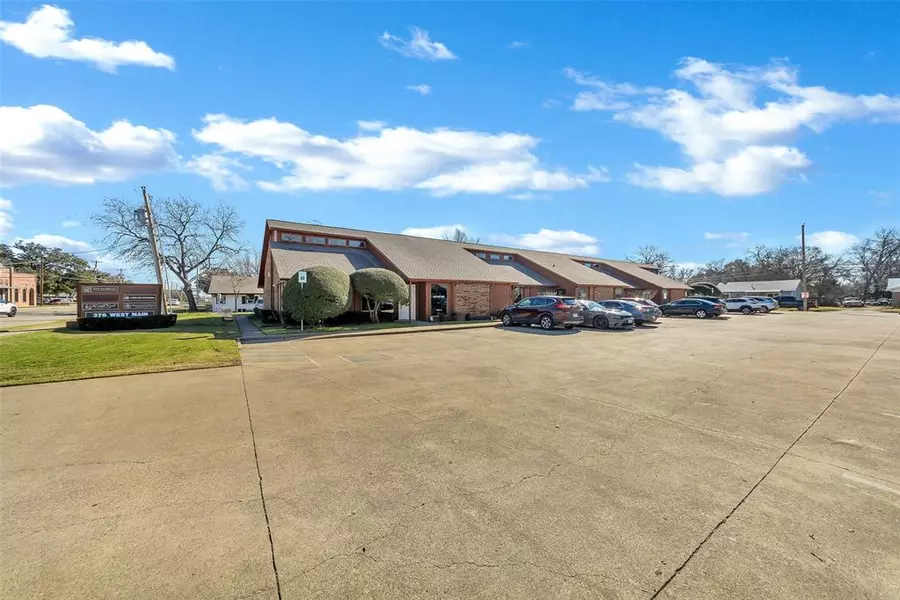 376 W Main Street #A and B, Lewisville, TX 75057