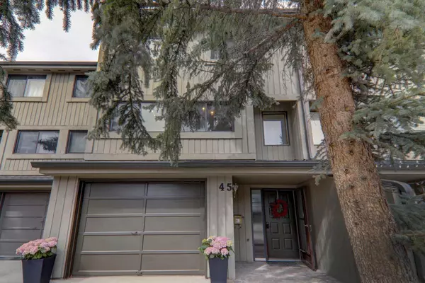 Calgary, AB t2w3e7,10401 19 ST SW #45