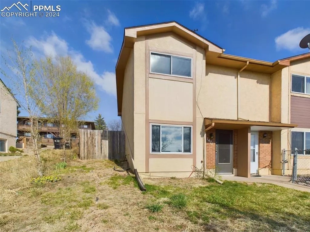 Colorado Springs, CO 80915,1471 Nokomis DR