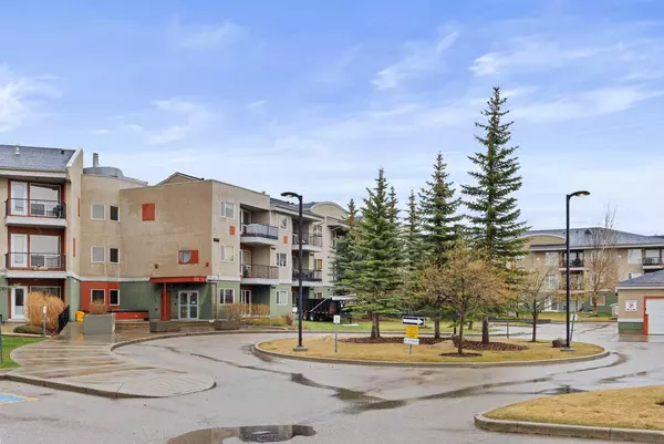 Calgary, AB T3H 5V5,69 Springborough CT SW #119