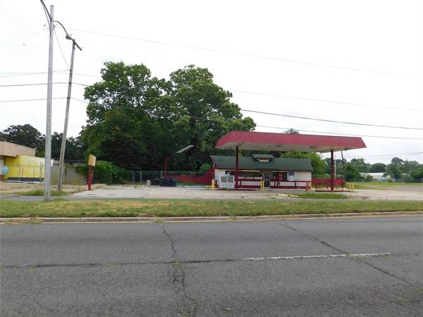 Shreveport, LA 71103,4111 Hearne Avenue