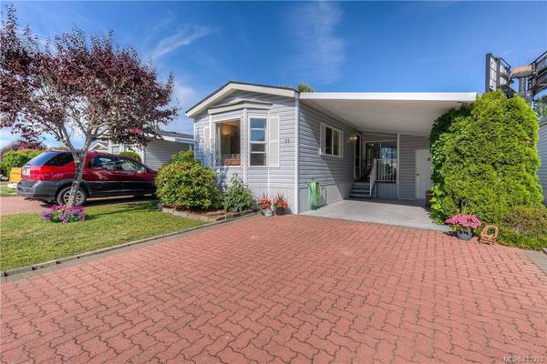 Central Saanich, BC V8M 2B6,7583 Central Saanich Rd #26