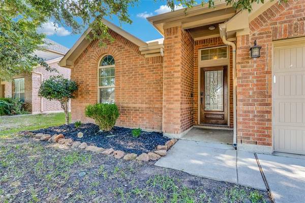 1328 Shelley Drive, Burleson, TX 76028