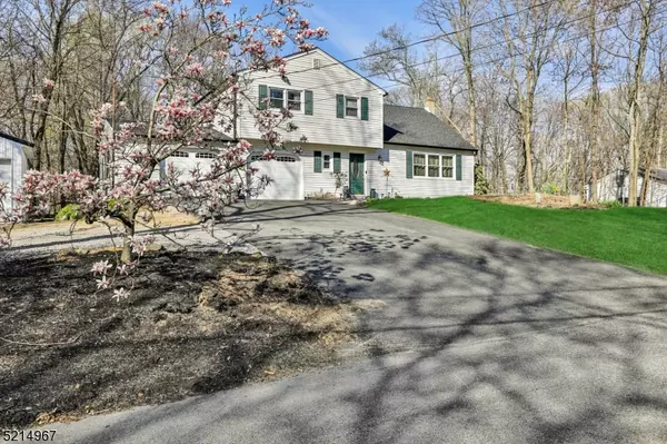 Hardyston Twp., NJ 07460,6 Fall Dr