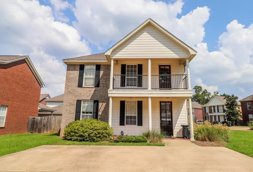 717 Southpointe Commons Loop, Oxford, MS 38655